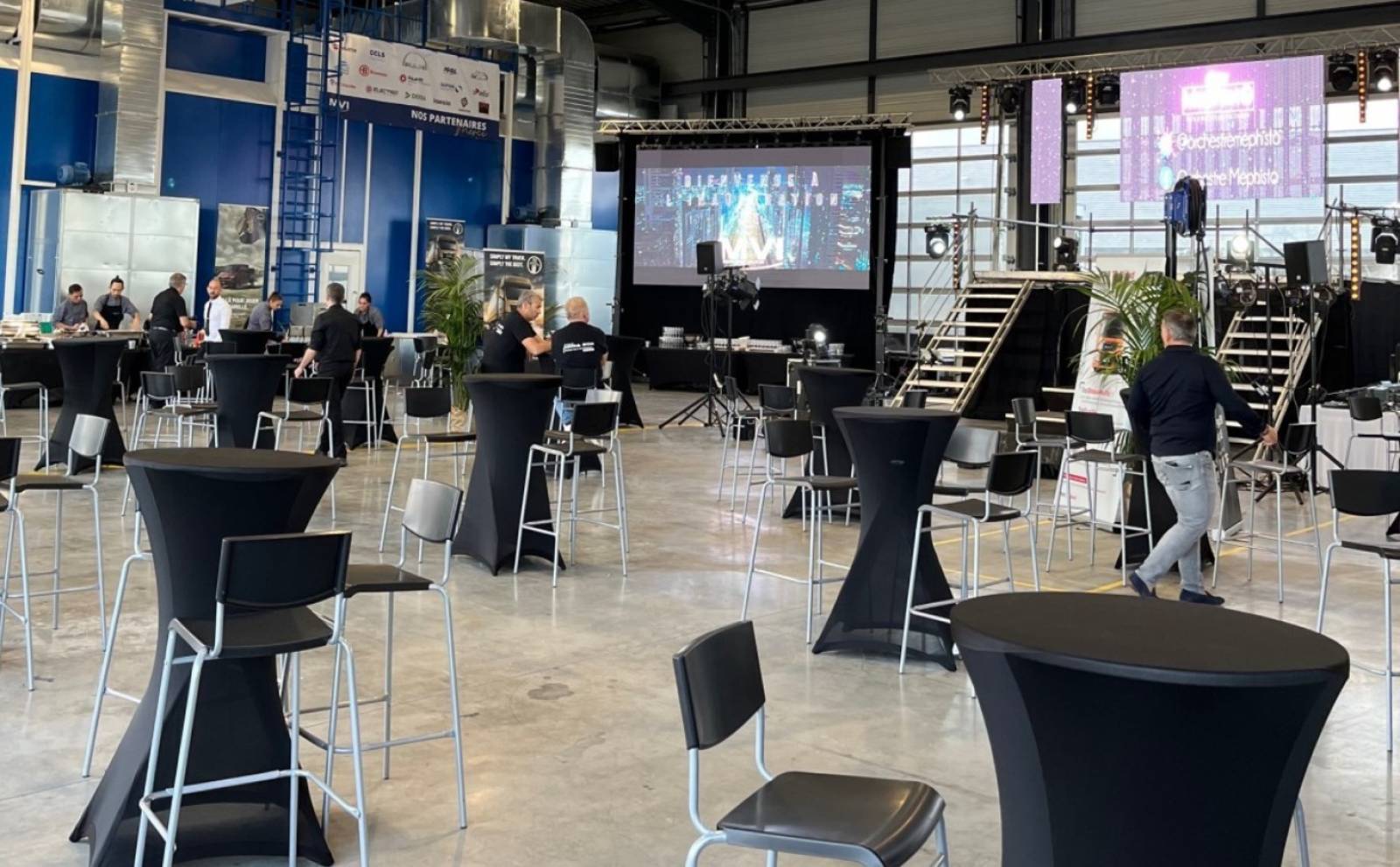 Service traiteur professionnel pour événements particuliers tels que lancement de produit ou ouverture de magasin