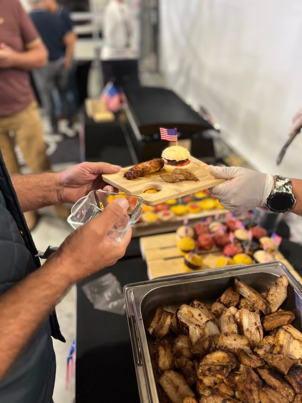 Organisation événementielle d'une inauguration à Entraigues pour la concession MVI distributeur poids lourds MAN