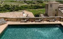 Hotel 5 étoiles de luxe à Crillon le Brave, spa haut de gamme inclus